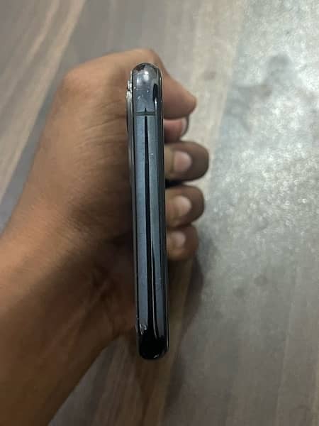 iPhone 11 Pro Max 256gb factory unlock 1