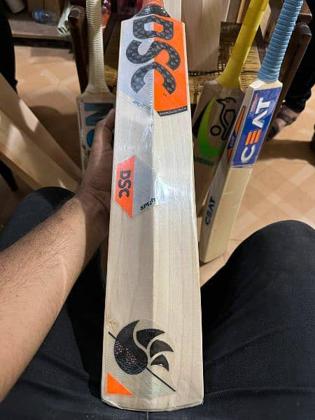 English willow hard ball cricket bats at factory rates. 4