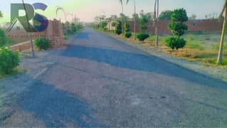 Hot Location Farm House Land For Sale 0