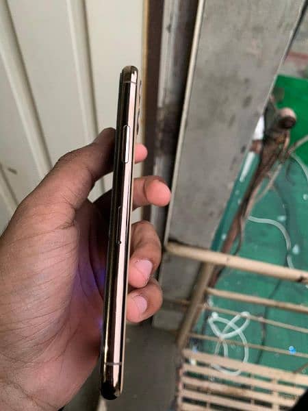 IPhone 11 Pro Golden Jv 64 Gb 1