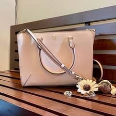 Classic Tory Burch Light Pink Leather Bag