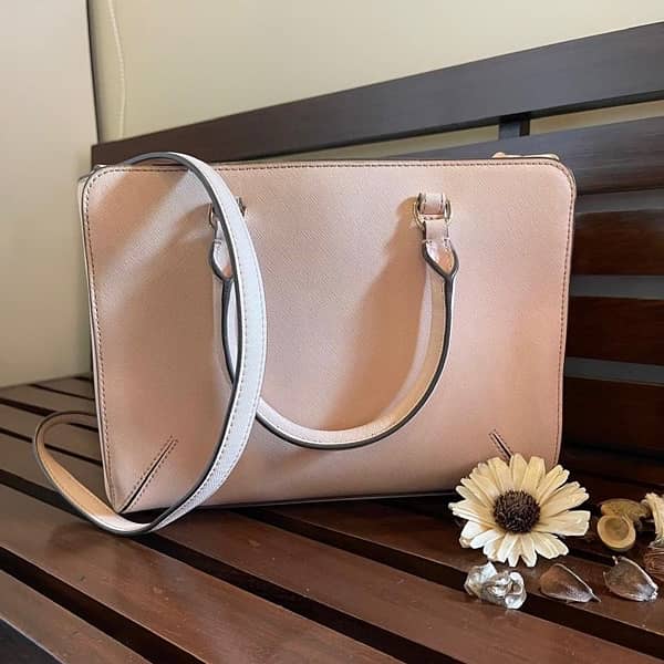 Classic Tory Burch Light Pink Leather Bag 1