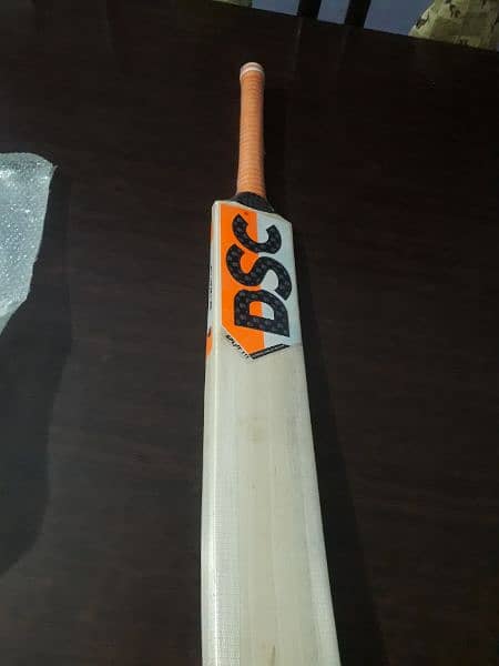 English willow hard ball cricket bats at factory rates. 1