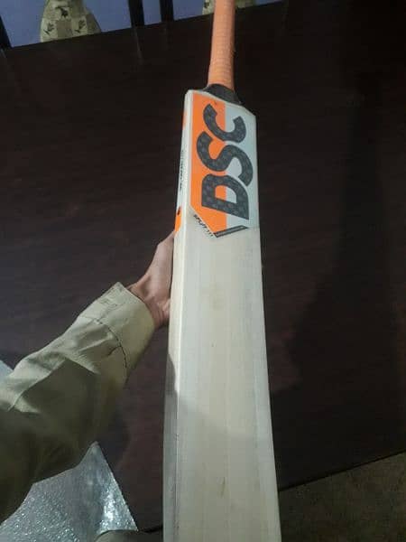 English willow hard ball cricket bats at factory rates. 2