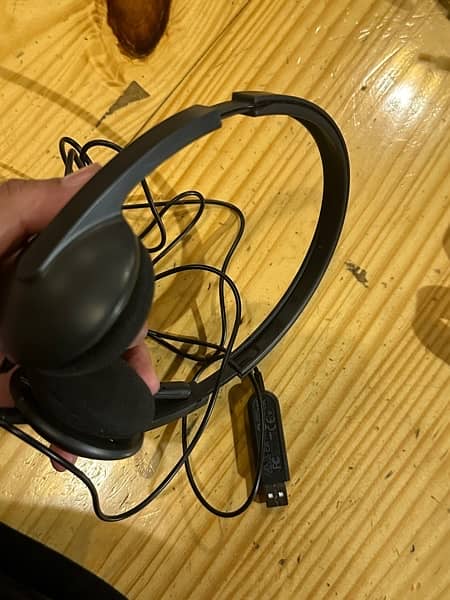 Logitech H-340 Headphone with Noise-Cancelling Mic 2