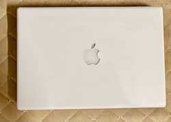 MAC BOOK 2010 Model  | With Original Charger and Adpter | White Colour 0