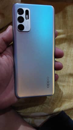 Oppo reno 6 awesome phone 1 hand use