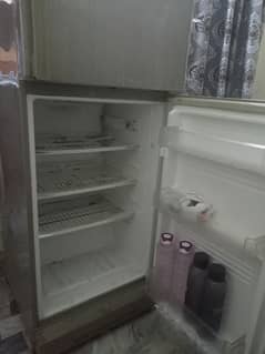 pel ka fridge ha v good condition ha. . 10/9. 0