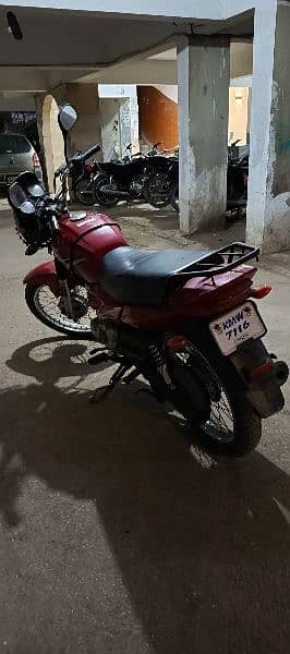 Yamaha YB 125Z 4