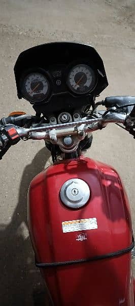 Yamaha YB 125Z 5