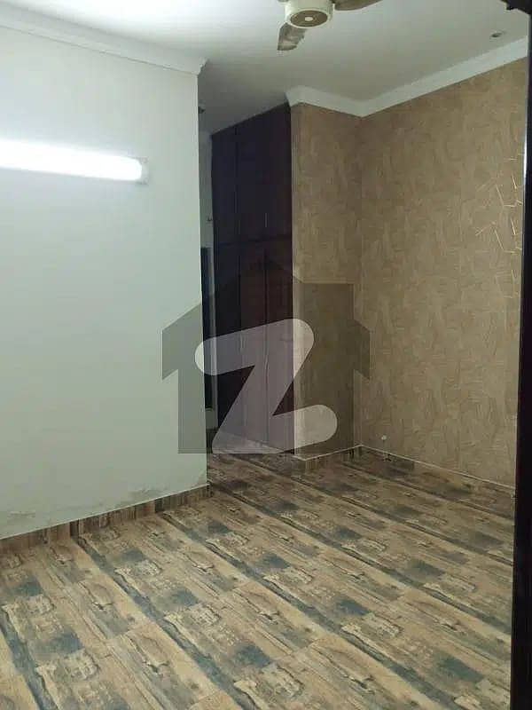 1 KANAL LOWER PORTION FOR RENT IN UET SOCIETY NEAR WAPDA TOWN 1