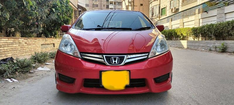 Honda Fit shuttle 2012/15 1