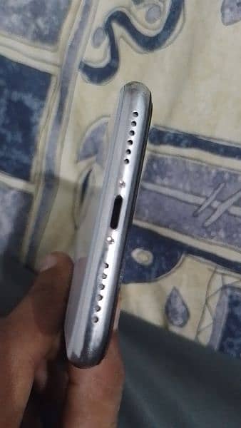 Iphone x  64gb battry 100% Non Pta 4