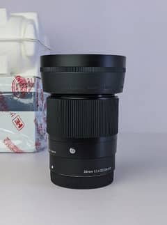 Sigma 30mm f/1.4 - Official Warranty