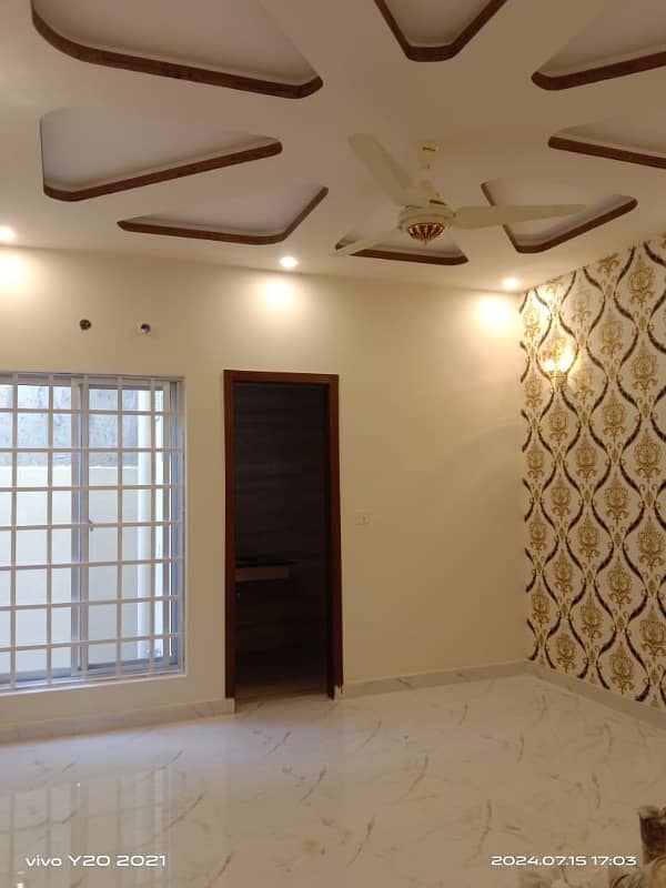 10 Marla Designer Brand New House For Sale 7