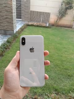 Iphone X 64 GB 10/9 excellent condition