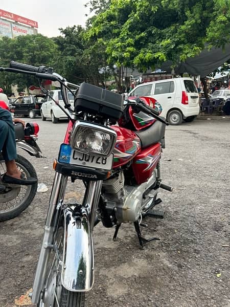 Honda 125 bike 2