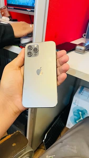 IPhone 12 Pro  Non pta 256 GB 1