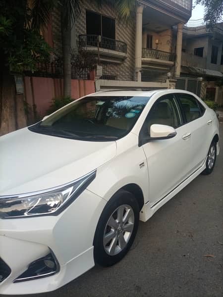 Toyota Corolla Altis Grande 1.8 CVT 2016 1