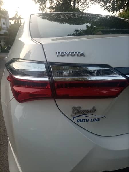 Toyota Corolla Altis Grande 1.8 CVT 2016 6