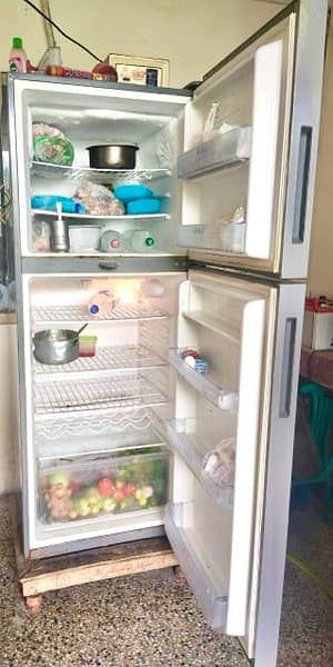 Genuine condition fridge for sale 3