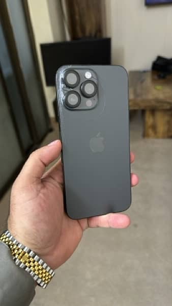 Apple 14 Pro max space Black 0