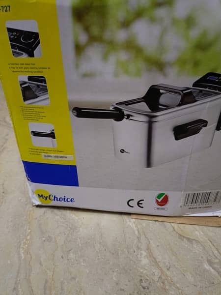 mini portable kitchen deep fryer 8