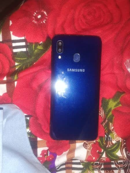 Samsung galaxy A20 4