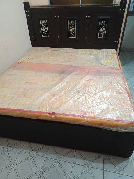 king size bed nice condition 1