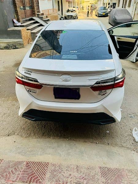 Toyota Corolla Altis 2019 4