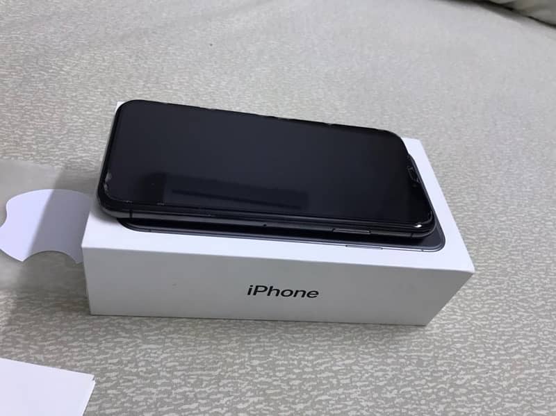 IPhone XS PTA approved (Space Grey) 4