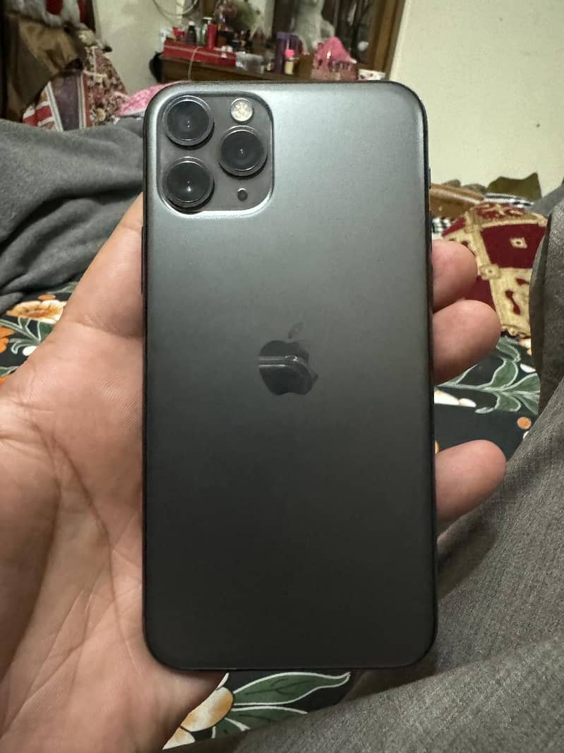 iphone 11 pro 256 GB pta approved 1