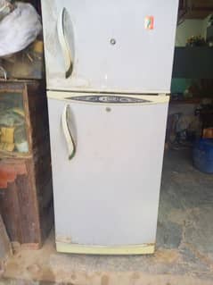 Weaves fridge for sale 0