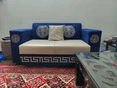 7 Seater Sofa Set, Excellent Condition and Amazingly Good Looking