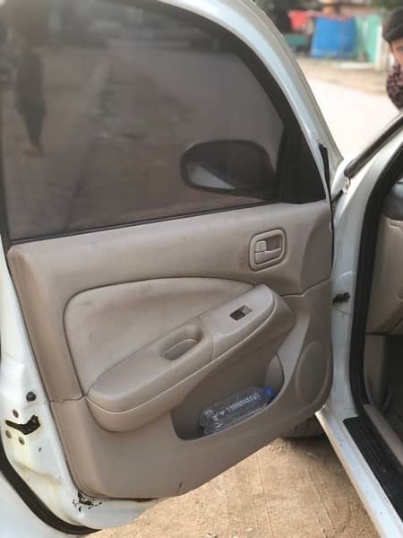 Nissan Sunny 2005 3