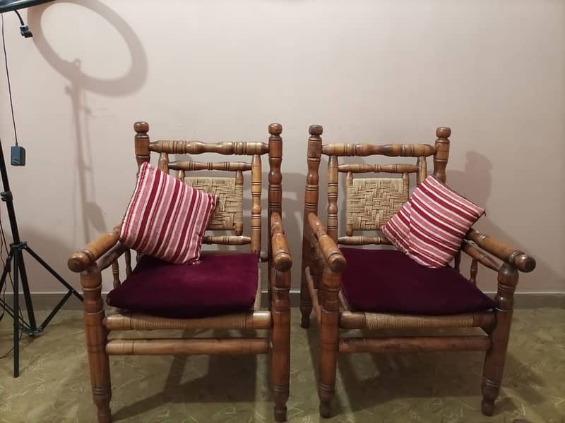 Sindhi Style Sofa Set and Carpet 10