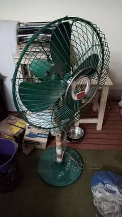 old model Pedestal Fan