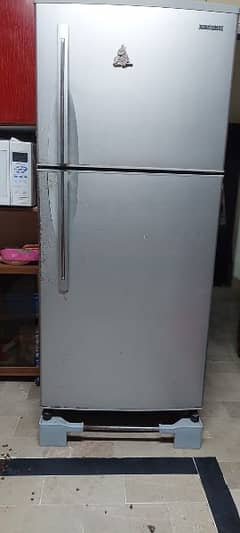 Hitachi non frost refrigerator 0