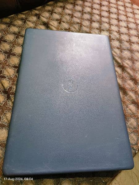 Dell Inspiron 15 3000 0