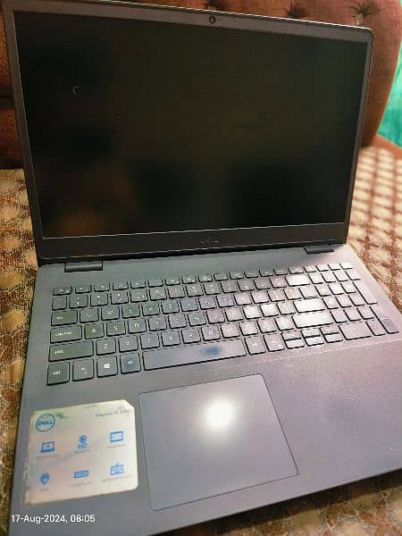 Dell Inspiron 15 3000 1