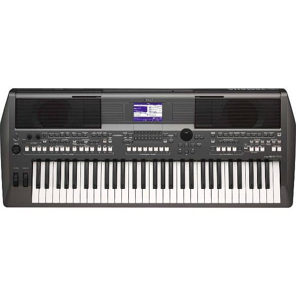 yahama keyboard psr s670 very good candtion 10/10 0