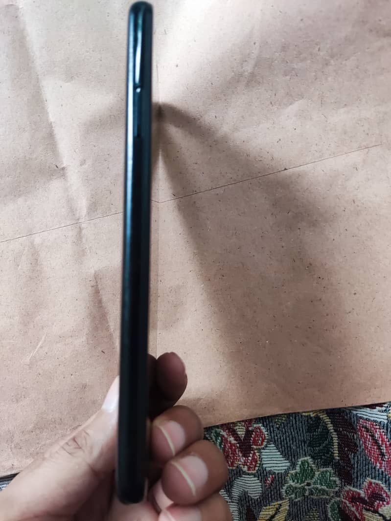 Google pixel 3a black good condition 2