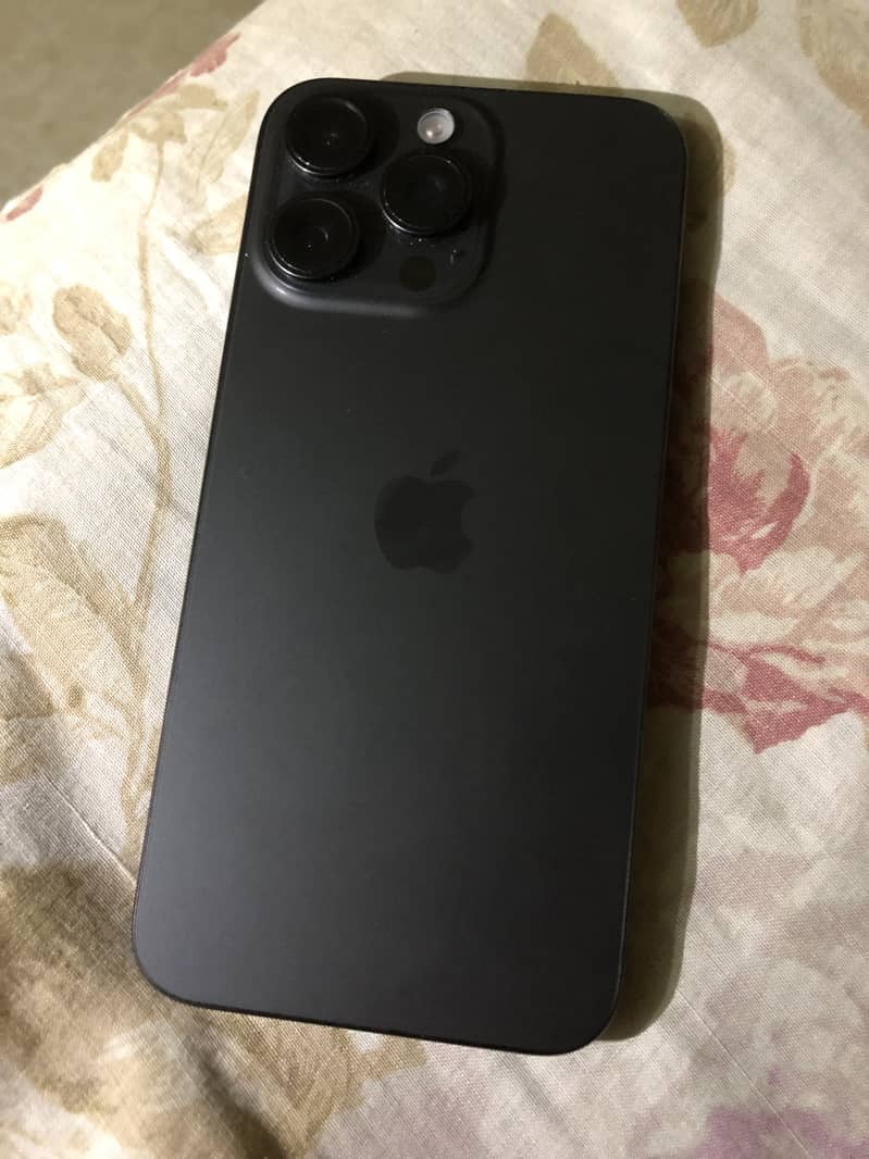 Iphone 15 Pro max black titanium 256GB 2