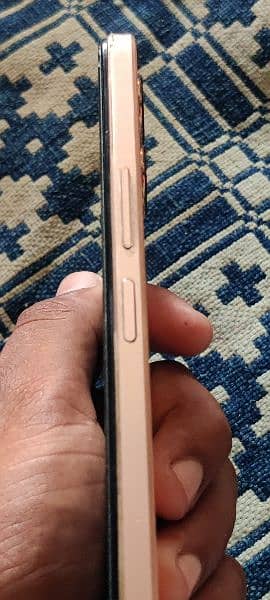 vivo y 17s 6/128 11 month warrenty availble 4