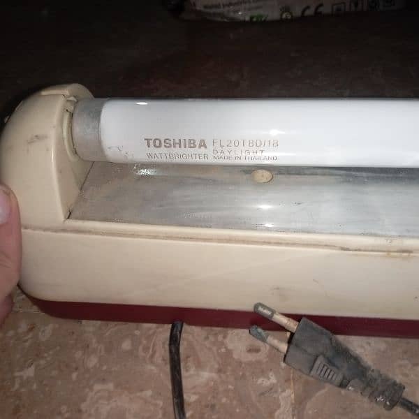 TWO PIECE TUBE LIGHTS FOR SALE BEST LIGHTS LOW VOLTAGE AND CLEAN SETS 8