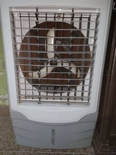 12 volt dc 1 month used air cooler for sale