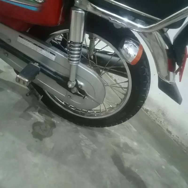 Honda CG 125 2023 3