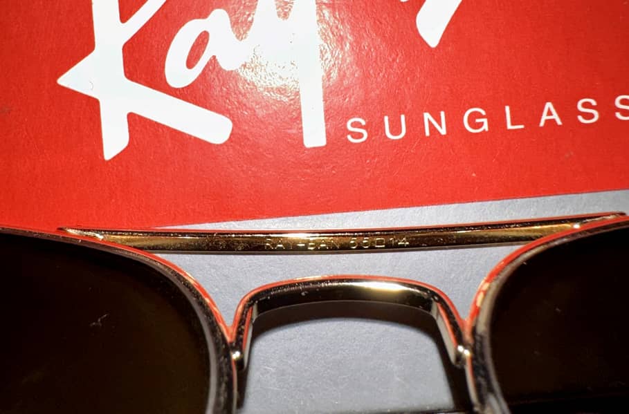 Ray- Ban Aviator Gradient Sunglasses 9