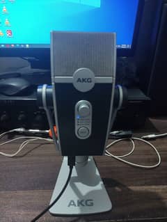 AkG