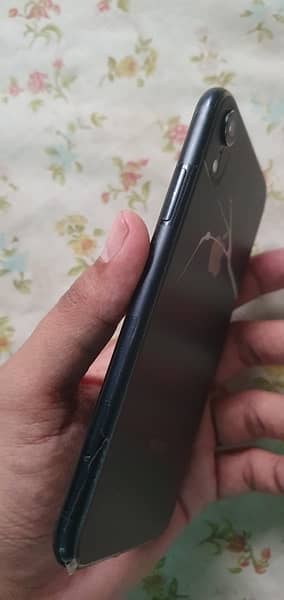 iphone XR 64GB Non PTA 6